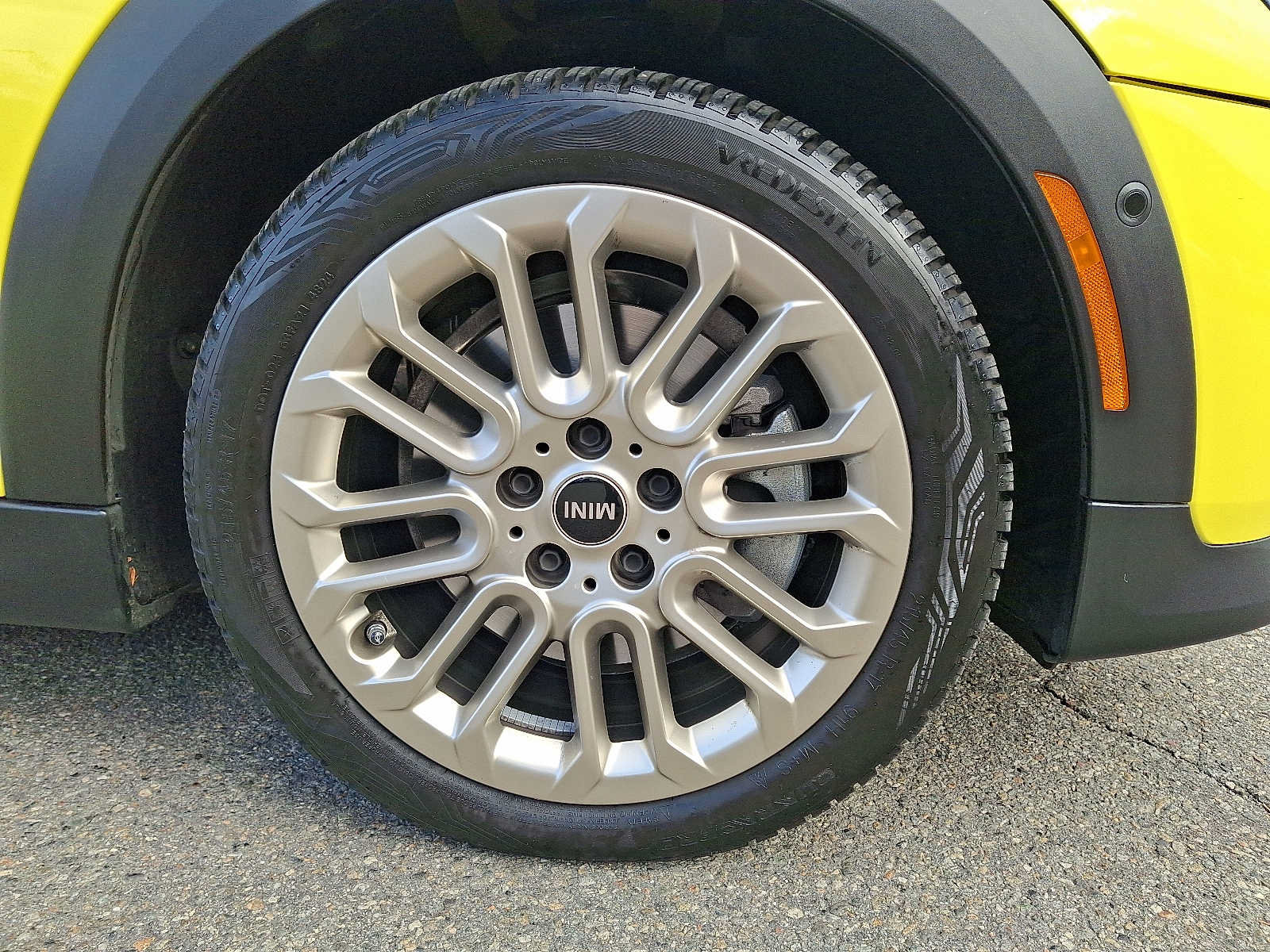 Used 2025 MINI Cooper S FWD image 8