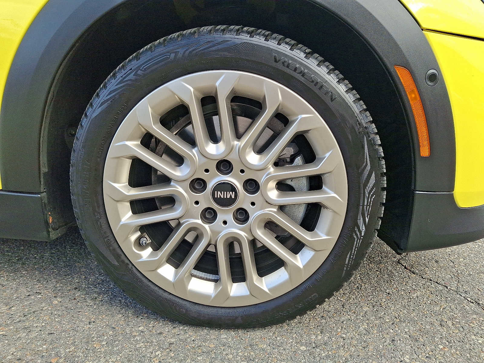 Used 2025 MINI Cooper S image 8