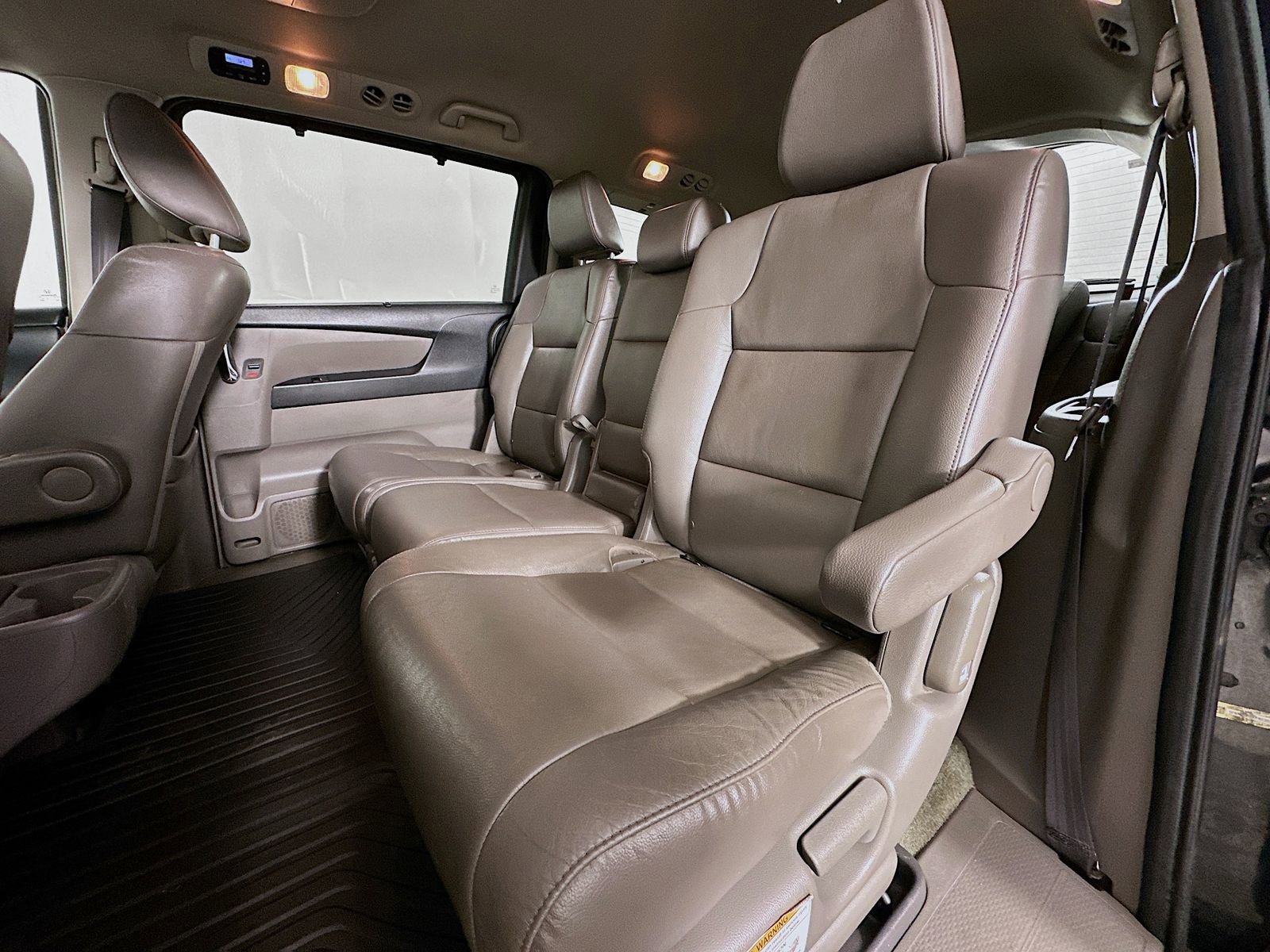 Used 2015 Honda Odyssey Touring image 25