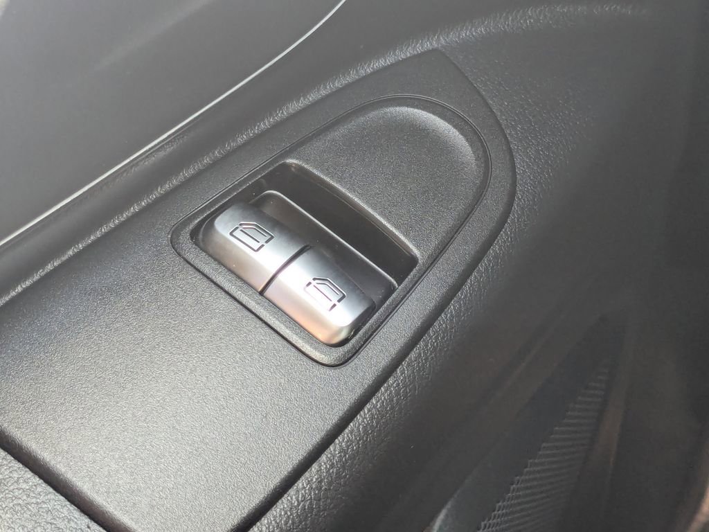 Certified 2023 Mercedes-Benz Metris Passenger image 11