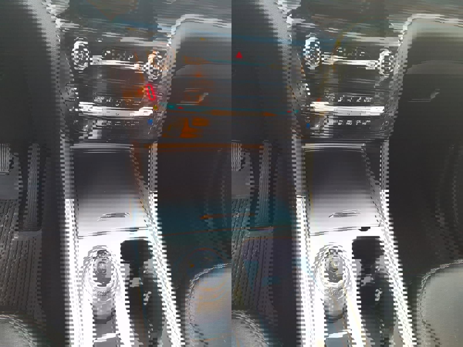 Used 2021 Ford Explorer Limited w/ Equipment Group 301A image 14