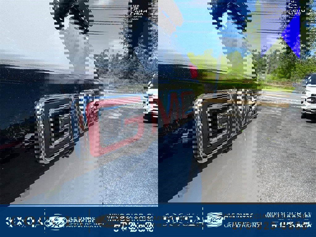 Used 2021 GMC Acadia SLE w/ Driver Convenience Package image 42