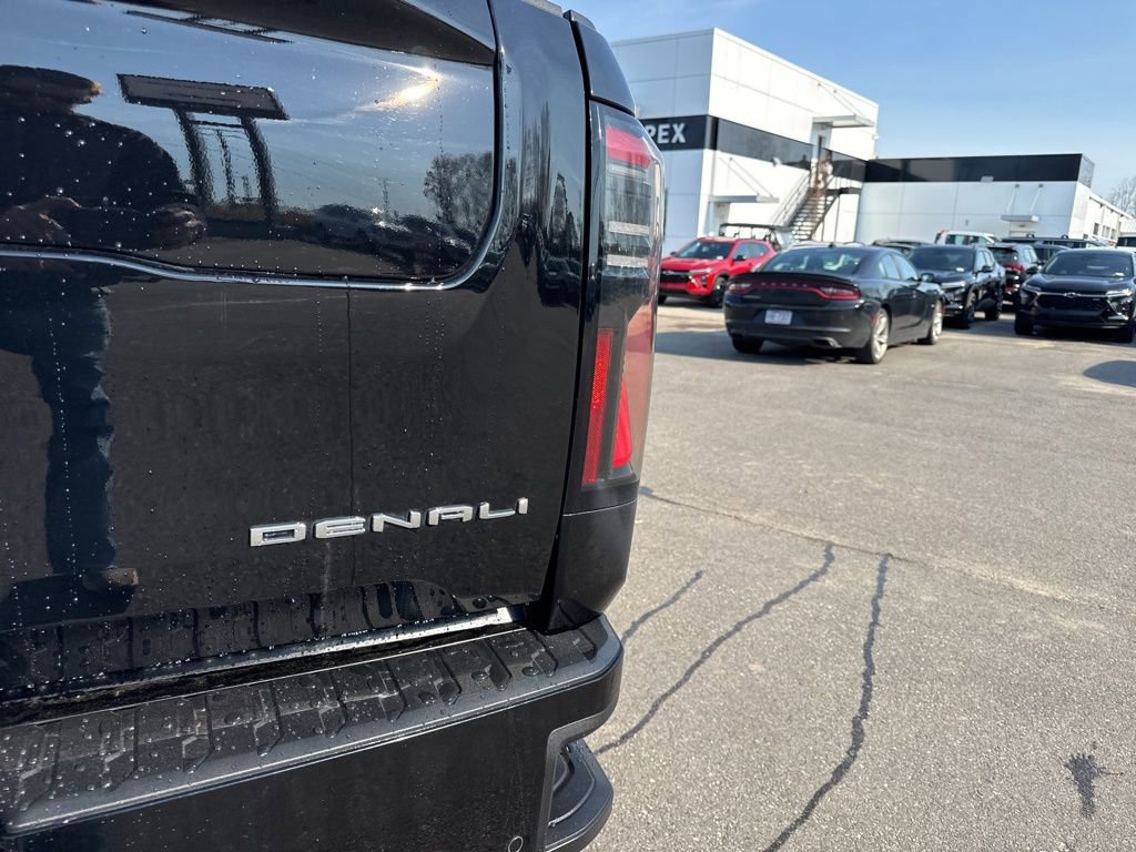 Used 2025 GMC Sierra EV Denali image 35
