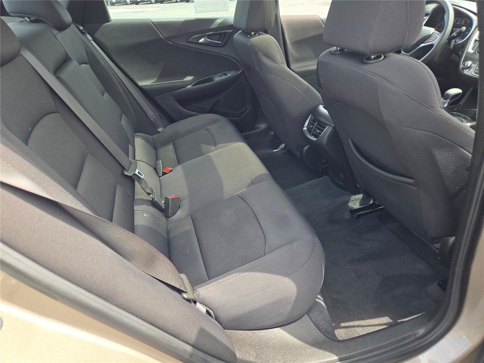 Used 2023 Chevrolet Malibu LT w/ Driver Confidence Package FWD image 11