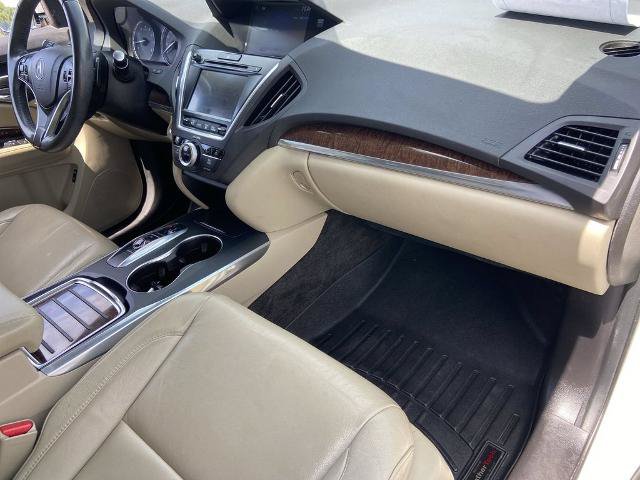Used 2017 Acura MDX w/ Technology Package AWD/4WD image 26