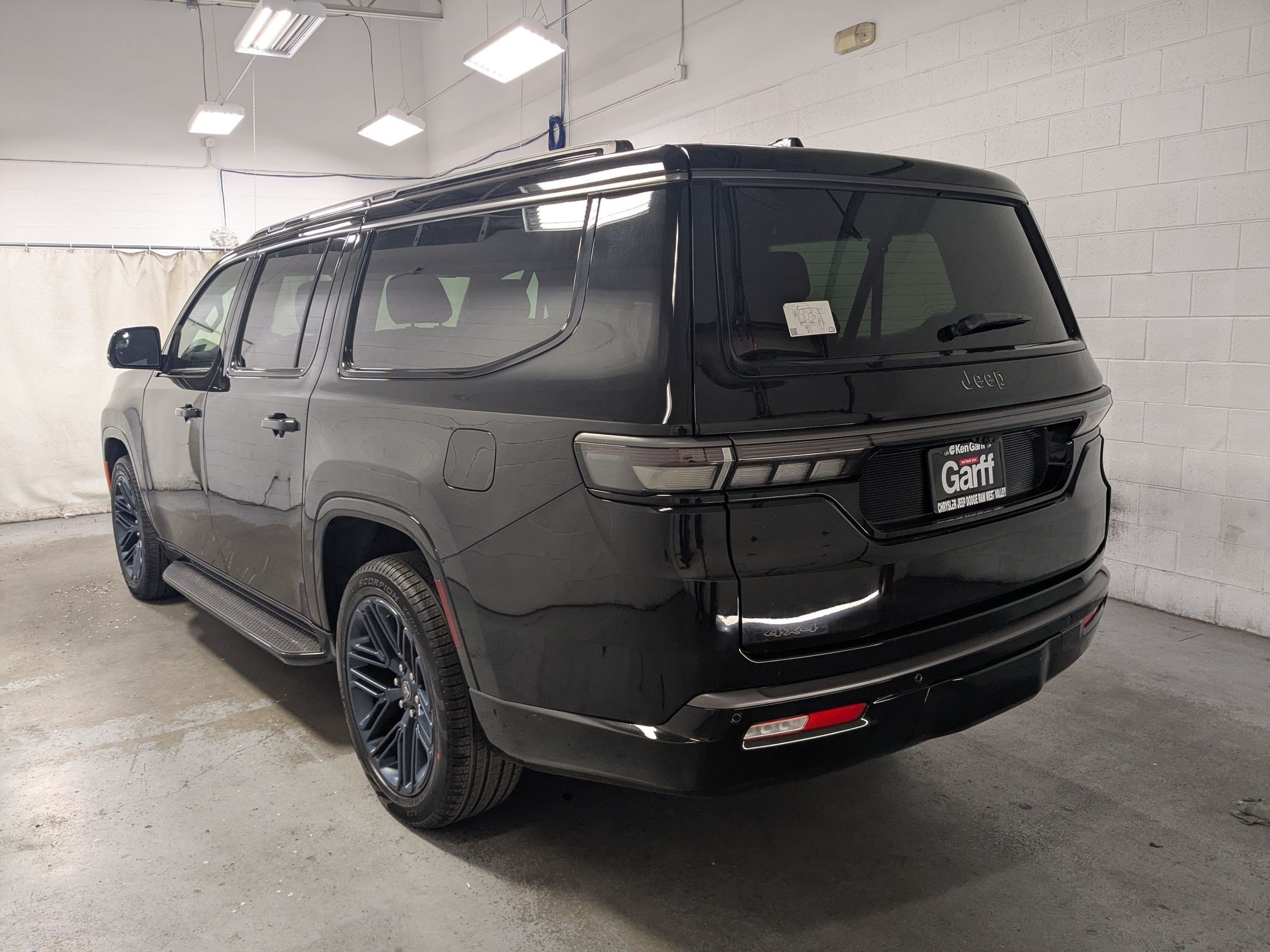 New 2026 Jeep Grand Wagoneer L 4WD image 8