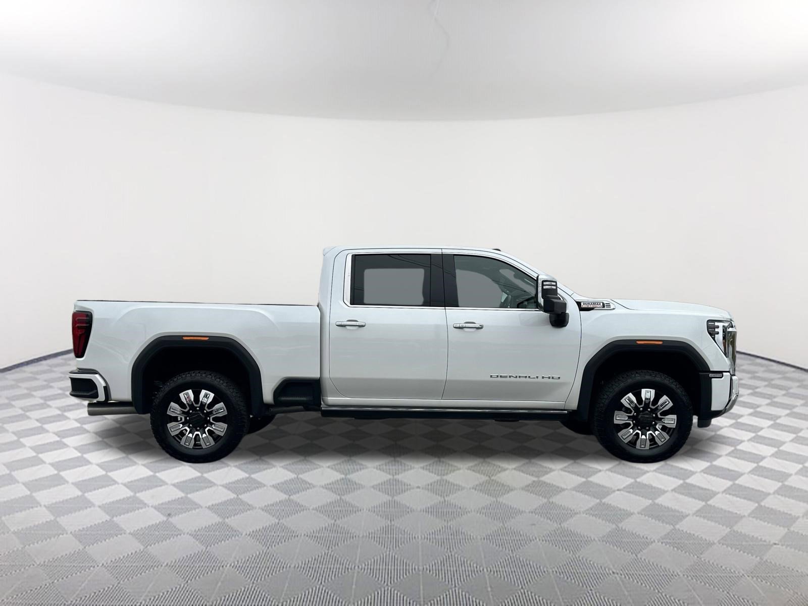 Used 2025 GMC Sierra 2500 Denali w/ Denali Reserve Package image 6