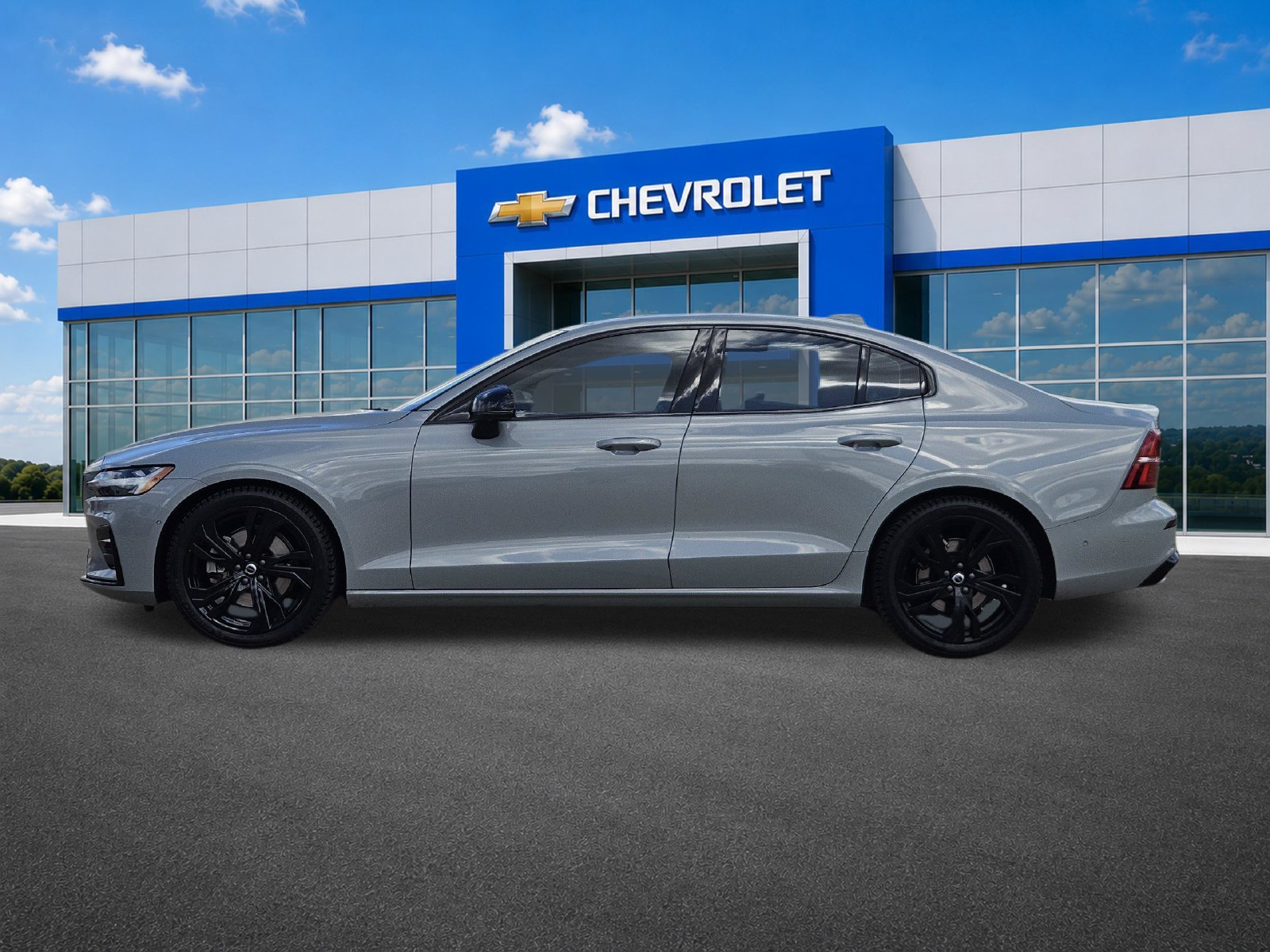 Used 2024 Volvo S60 B5 Plus FWD image 3