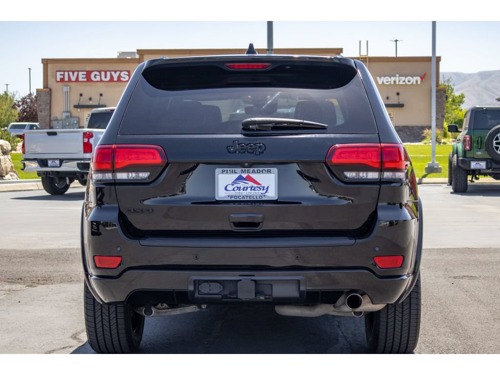Used 2021 Jeep Grand Cherokee Laredo X AWD/4WD image 5