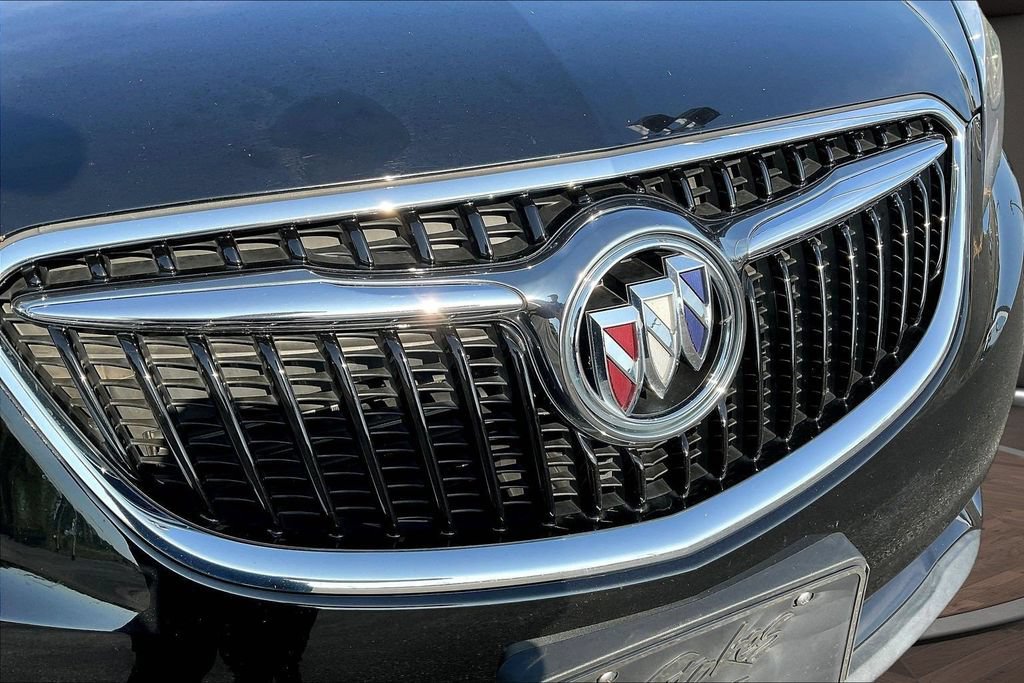 Used 2020 Buick Envision Essence w/ Experience Buick Package FWD image 36