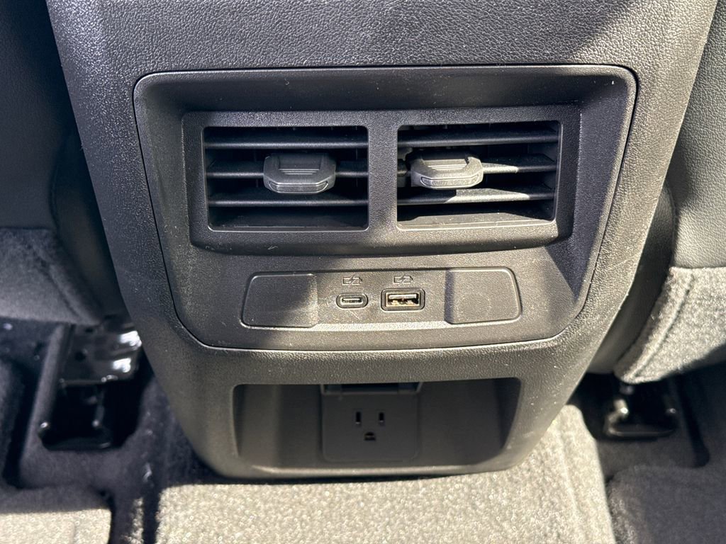 New 2026 GMC Canyon AT4 w/ AT4 Premium Package image 31