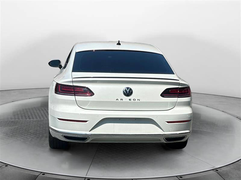 Used 2022 Volkswagen Arteon SE FWD image 4