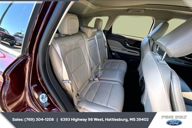 Used 2021 Lincoln Corsair FWD w/ Premium Package image 20