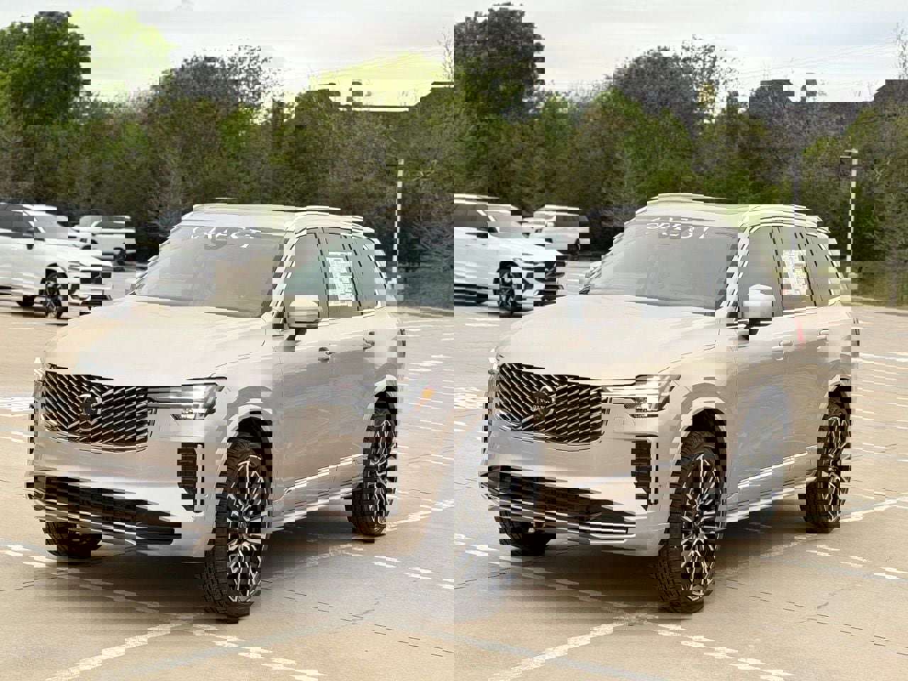 New 2026 Volvo XC90 B6 Ultra w/ Protection Package Premier AWD/4WD image 3