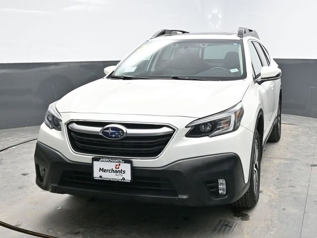 Used 2021 Subaru Outback Premium image 2