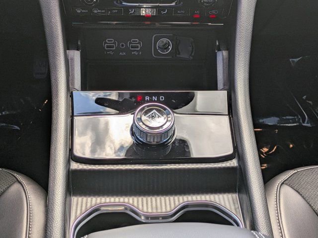 New 2025 Jeep Grand Cherokee Altitude image 17