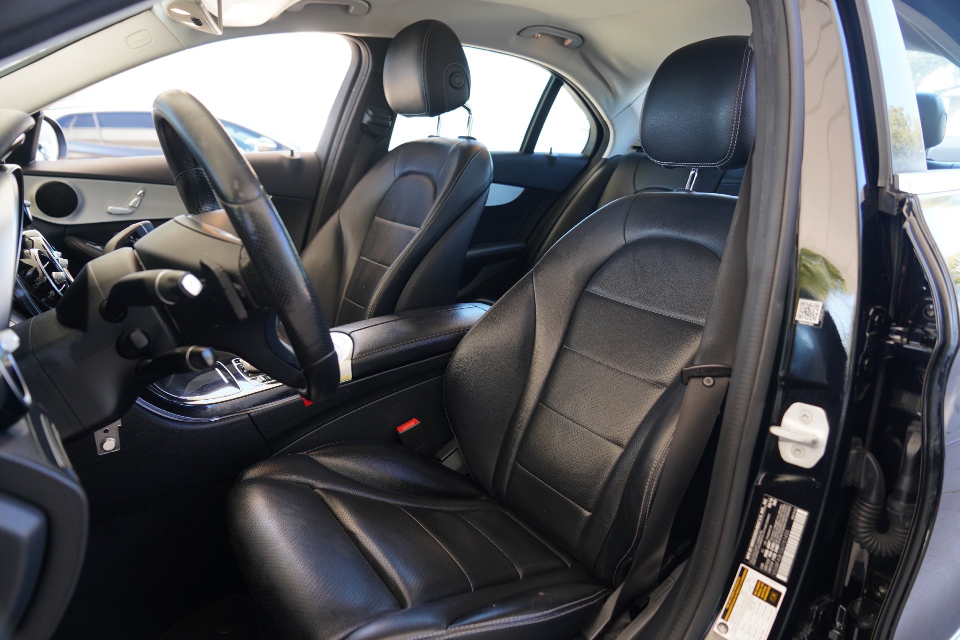 Used 2016 Mercedes-Benz C 300 Sedan image 11