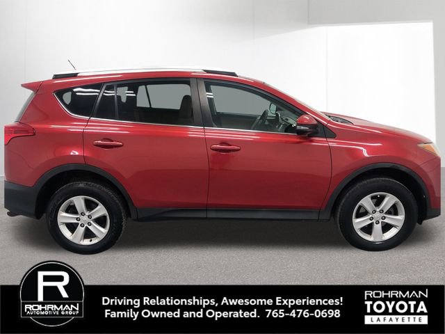 Used 2014 Toyota RAV4 XLE AWD/4WD image 8