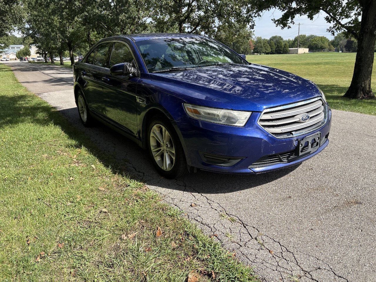 Used 2014 Ford Taurus SEL FWD image 15