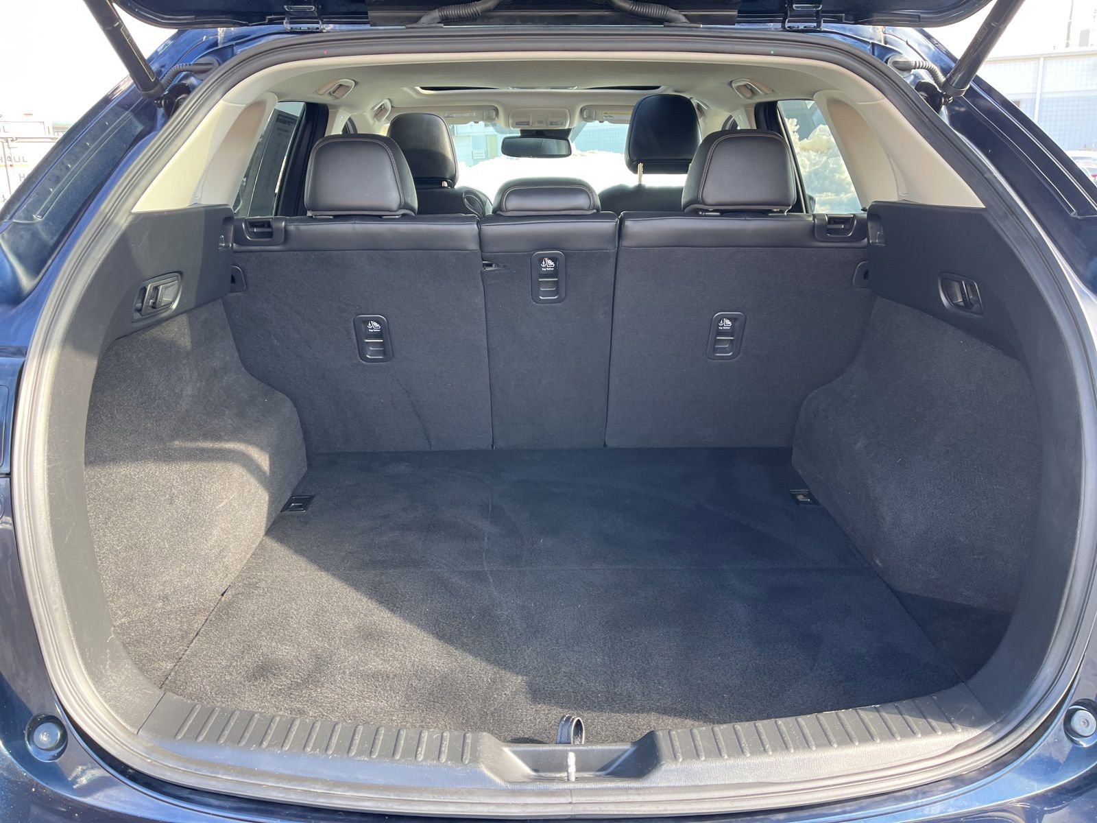 Used 2021 MAZDA CX-5 Touring image 19