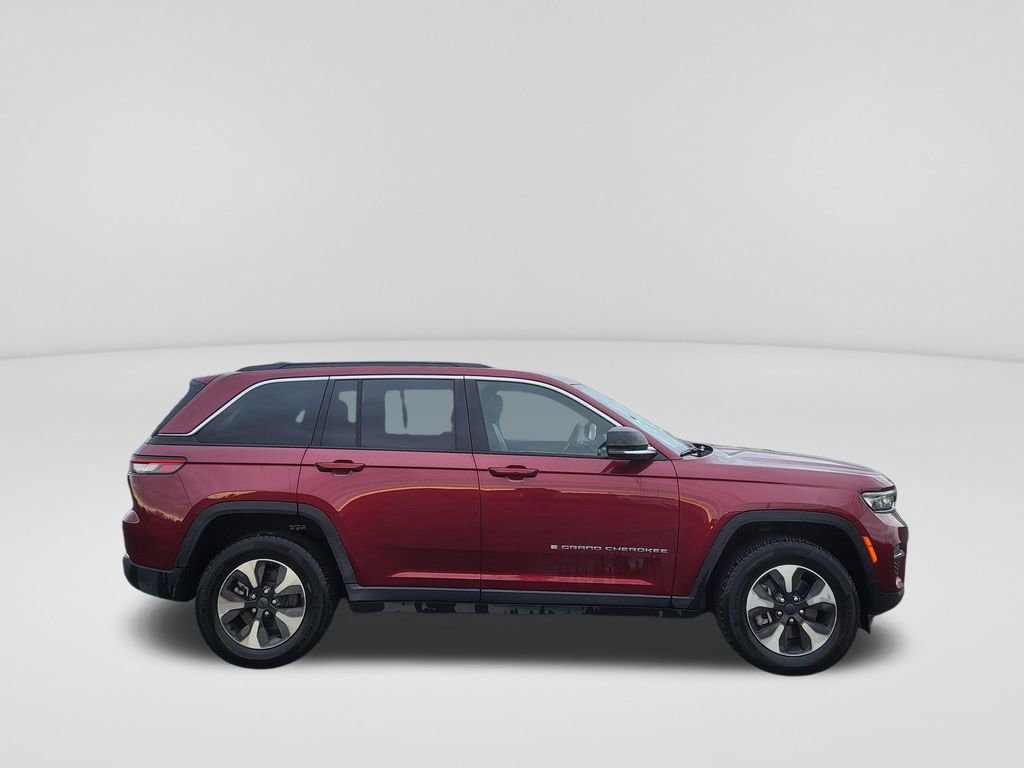 Used 2024 Jeep Grand Cherokee Limited 4xe image 7