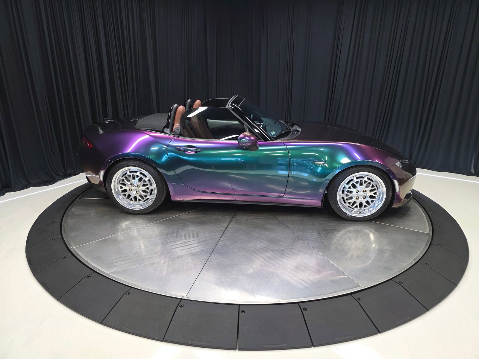 Used 2022 MAZDA MX-5 Miata Grand Touring RWD image 14