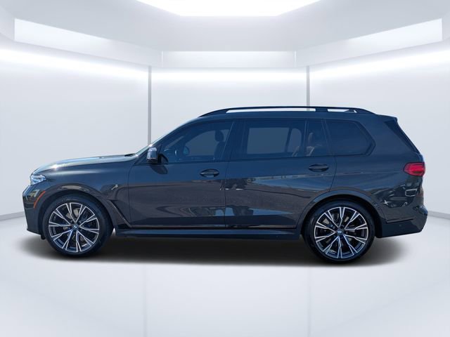 Used 2021 BMW X7 M50i image 6