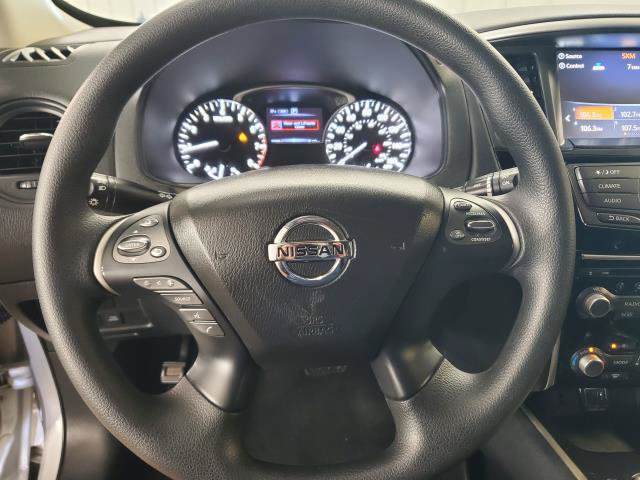 Used 2019 Nissan Pathfinder S AWD/4WD image 18