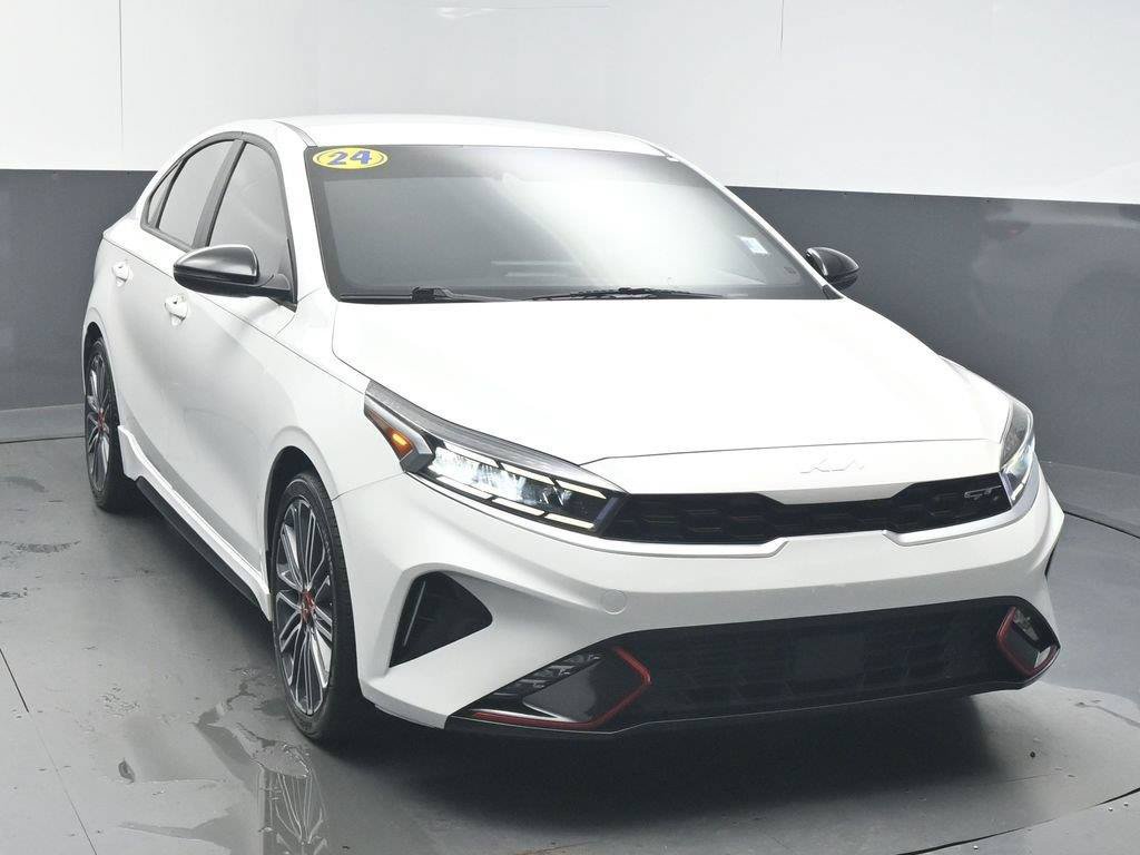 Used 2024 Kia Forte GT FWD image 2