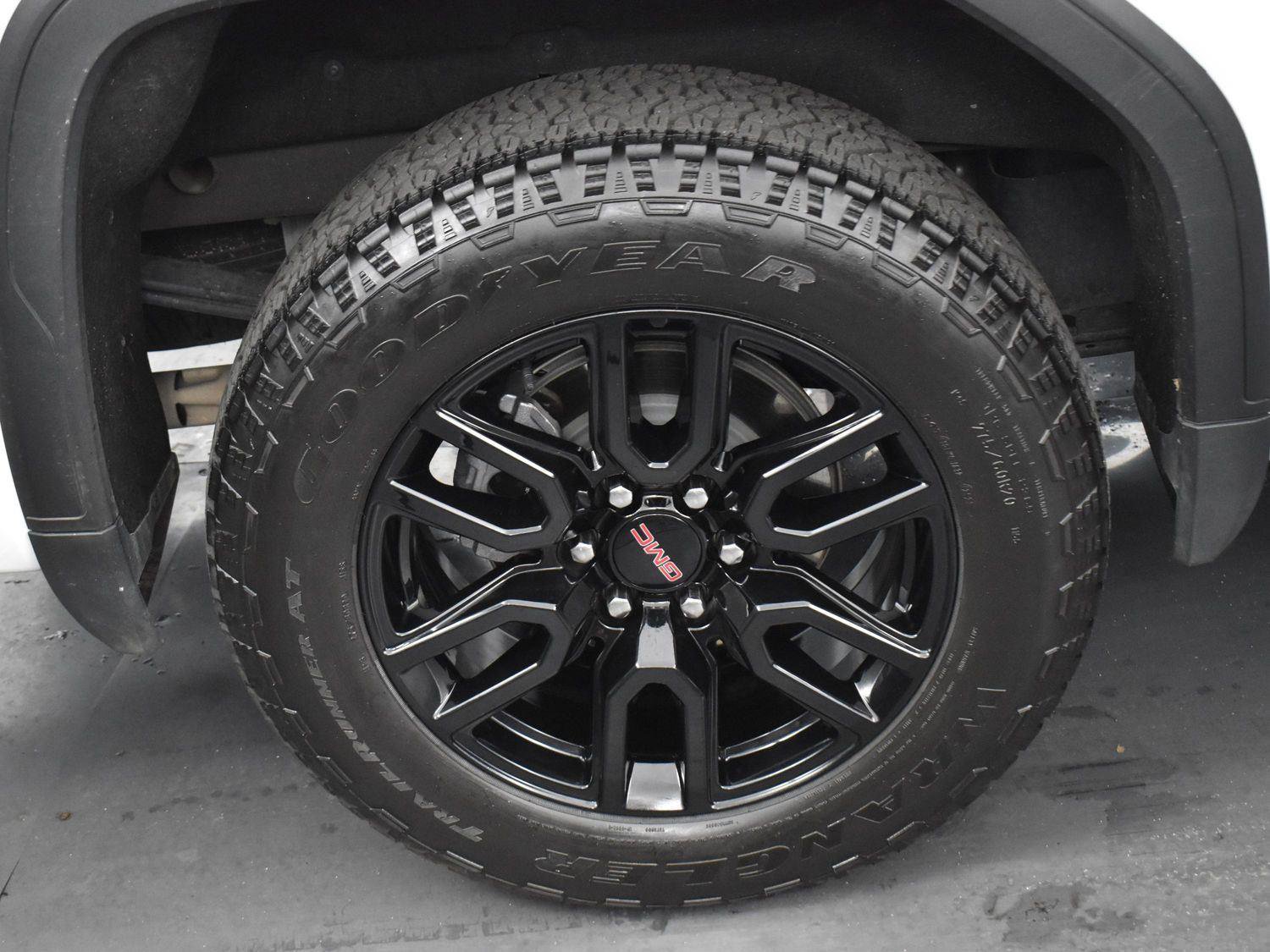 Used 2023 GMC Sierra 1500 Elevation w/ Elevation Premium Package image 32