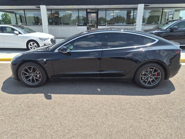 Used 2019 Tesla Model 3 Mid Range RWD image 9