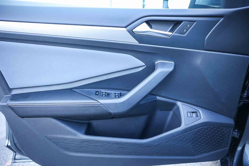 New 2026 Volkswagen Jetta SE image 33