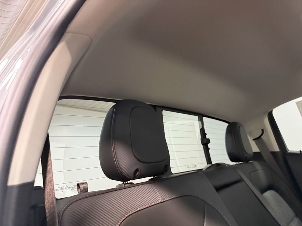 Used 2022 GMC Canyon AT4 image 15