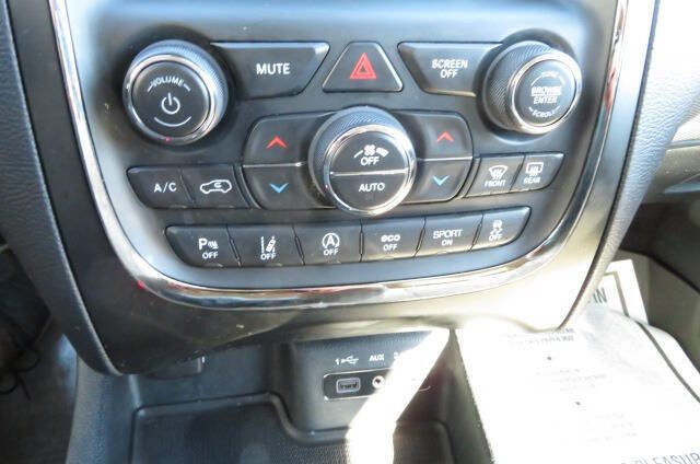 Used 2018 Dodge Durango GT w/ Technology Group image 26