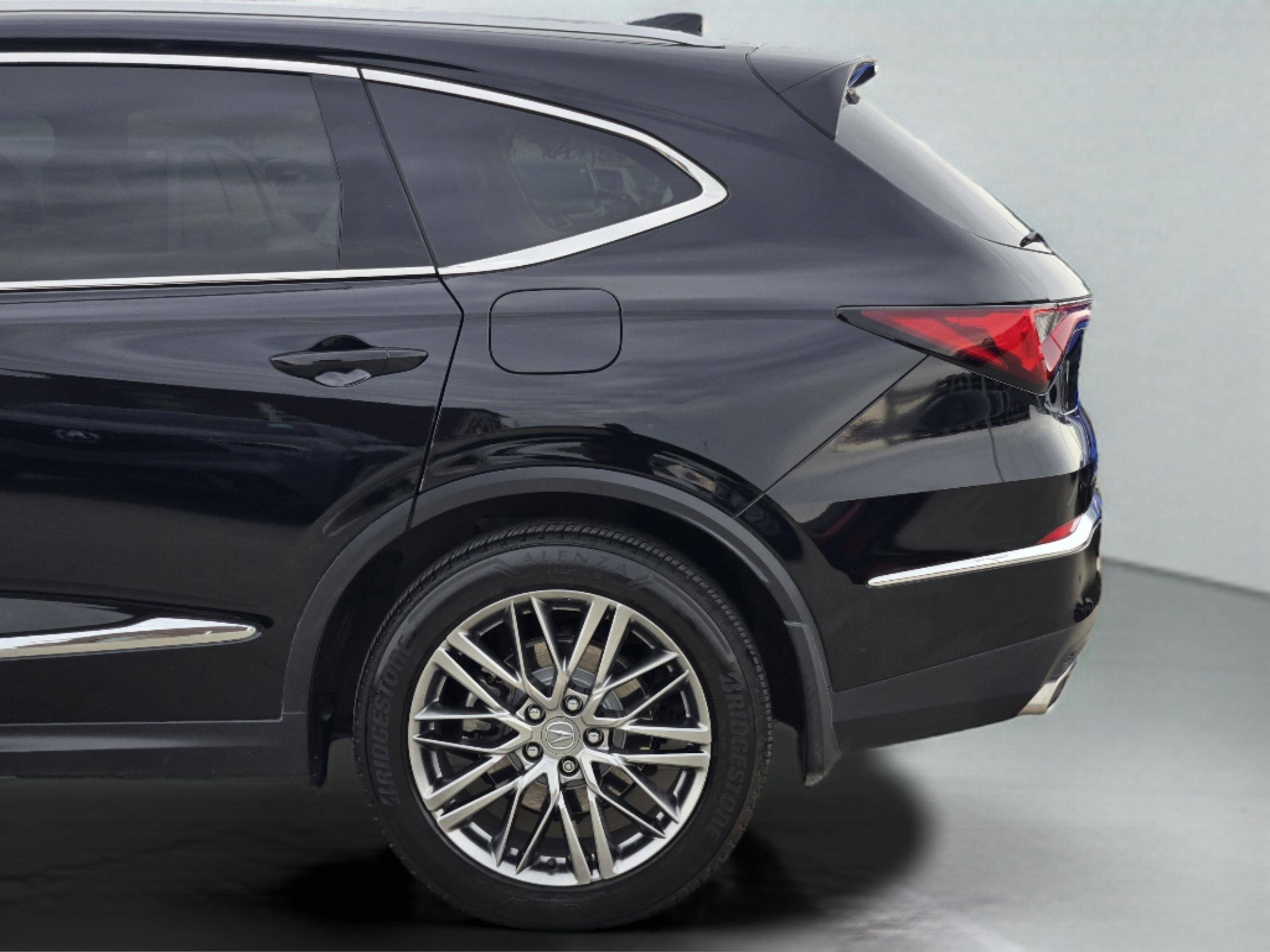 Certified 2023 Acura MDX SH-AWD w/ Advance Package image 41