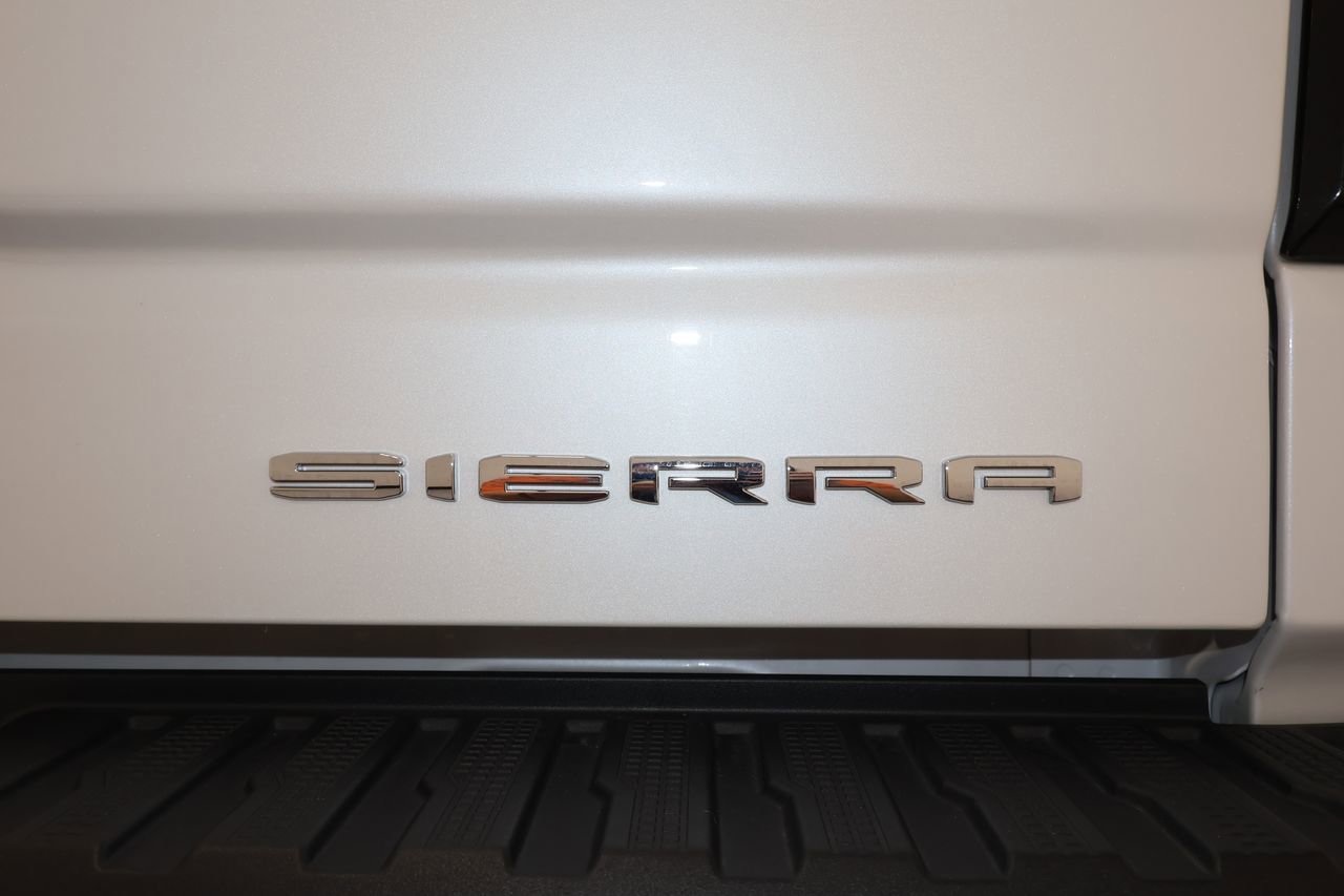Certified 2024 GMC Sierra 1500 Denali w/ Denali Reserve Package AWD/4WD image 38