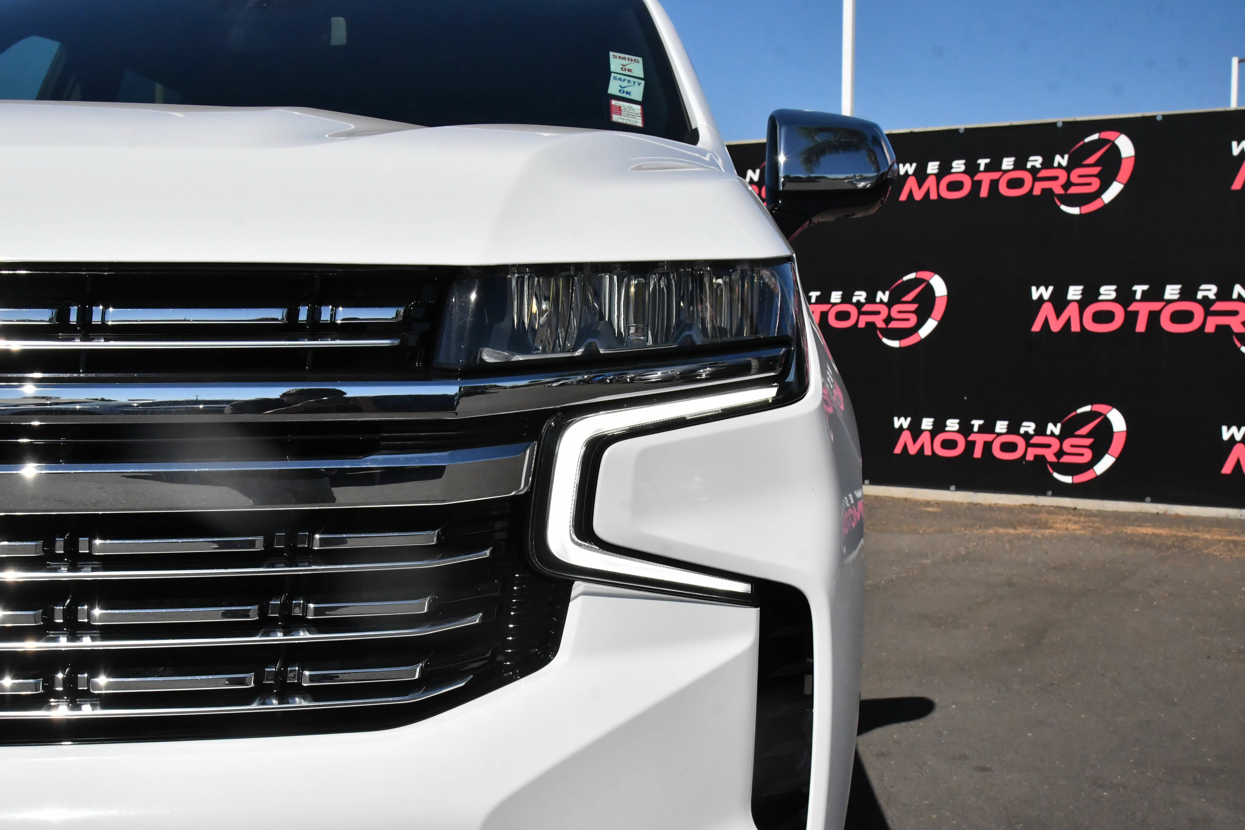 Used 2023 Chevrolet Suburban Premier RWD image 11
