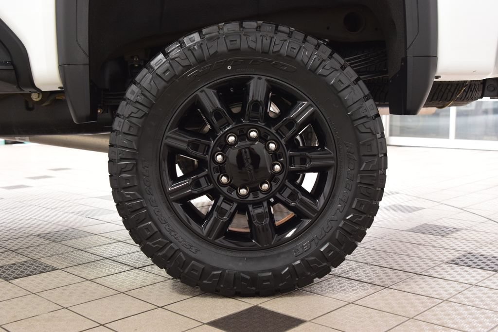 Used 2025 GMC Sierra 2500 AT4 w/ AT4 Premium Plus Package AWD/4WD image 26