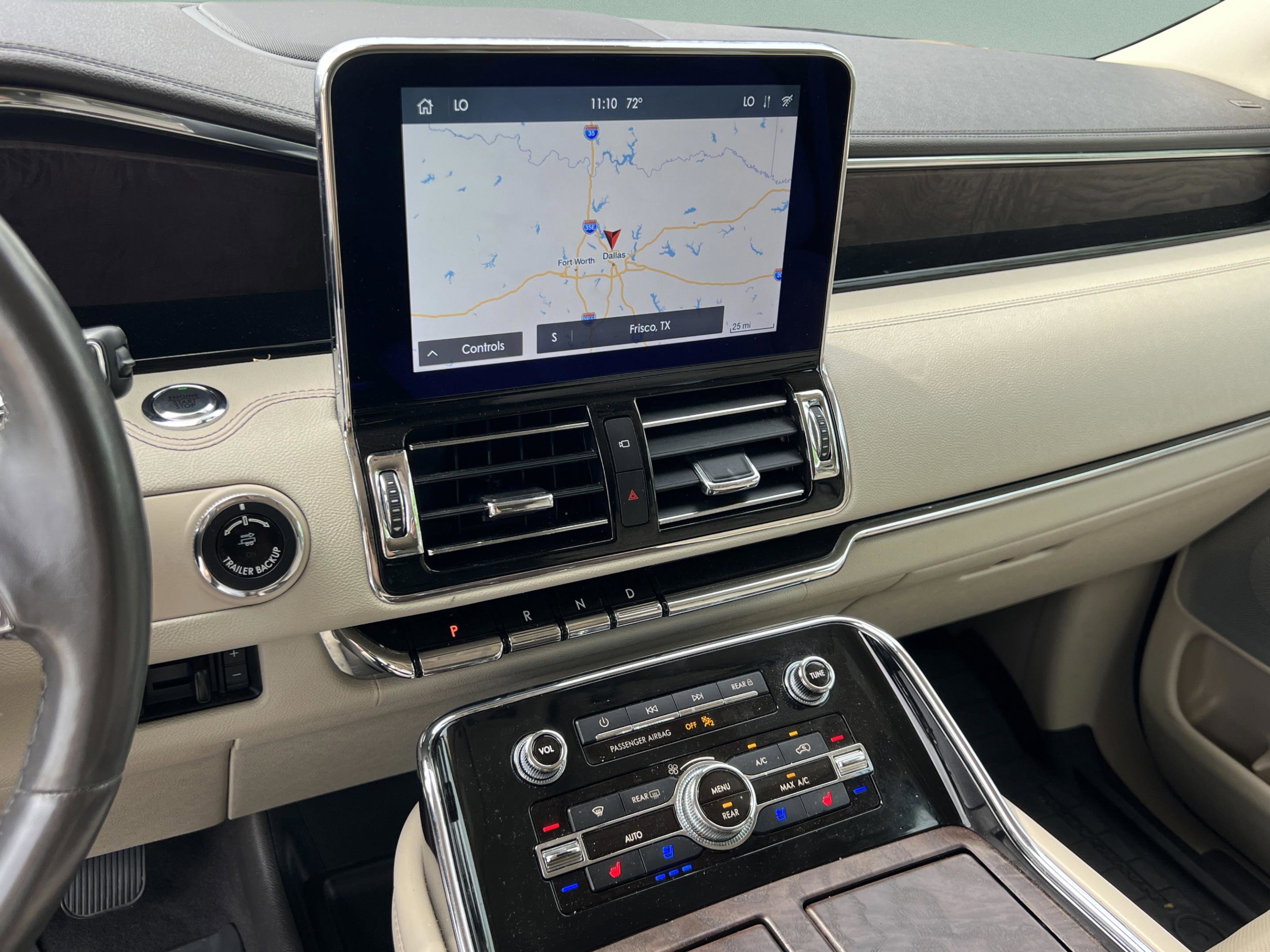 Used 2020 Lincoln Navigator Reserve w/ Luxury Package image 17