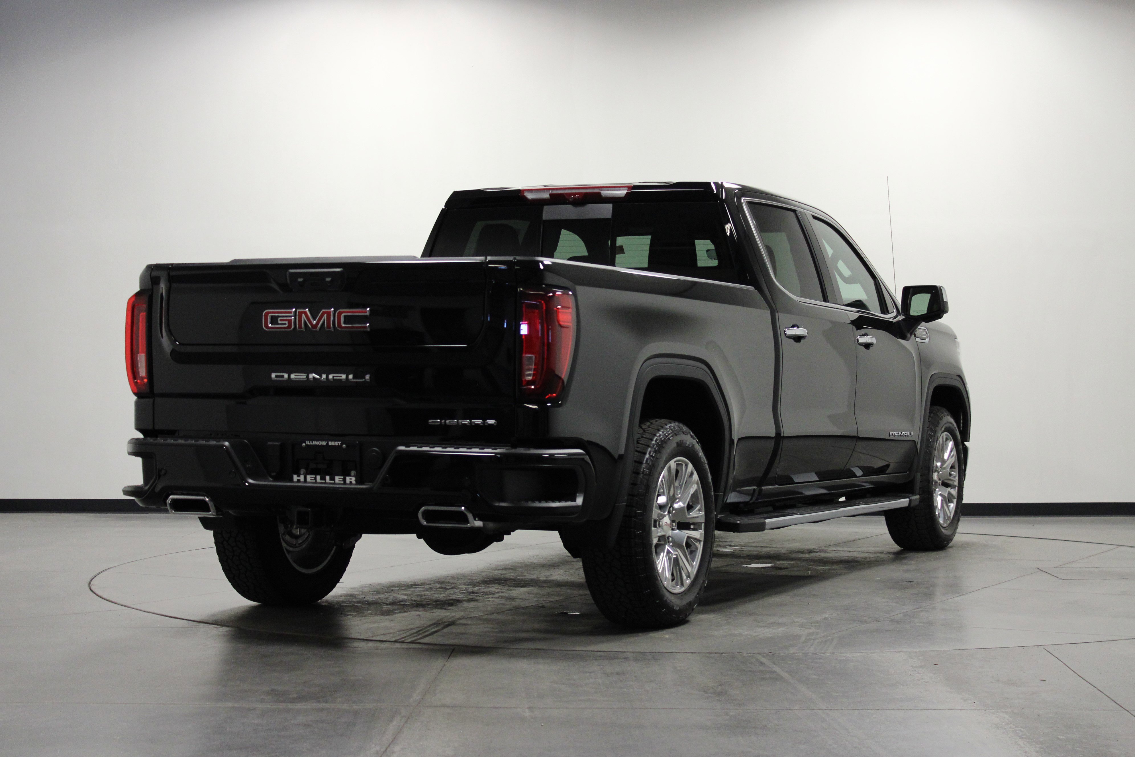 New 2025 GMC Sierra 1500 Denali w/ Technology Package image 4
