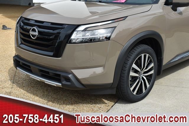 Used 2024 Nissan Pathfinder Platinum FWD image 49