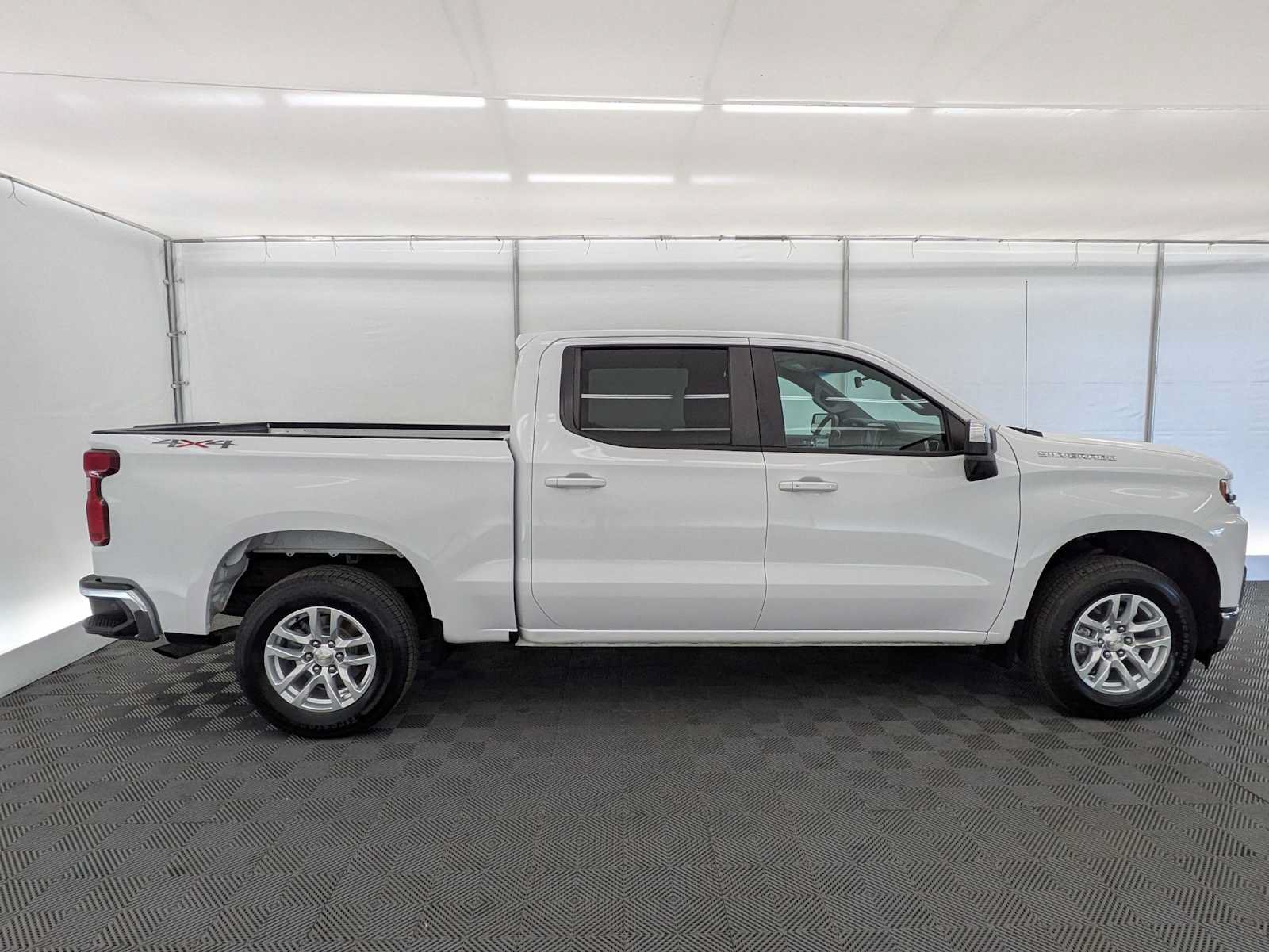 Used 2020 Chevrolet Silverado 1500 LT w/ All-Star Edition AWD/4WD image 7