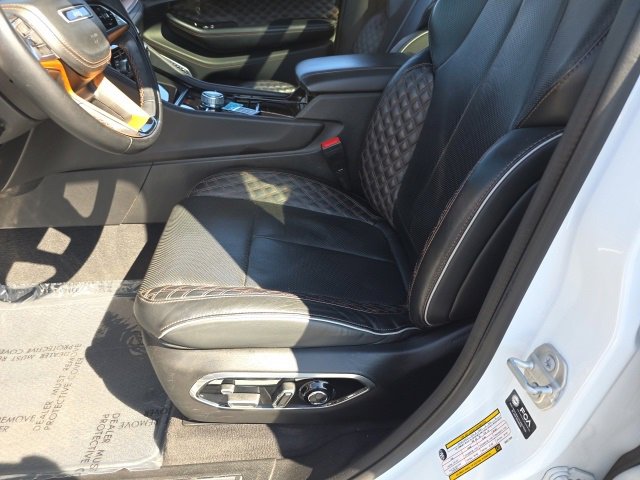 Used 2022 Jeep Grand Cherokee L Summit image 16