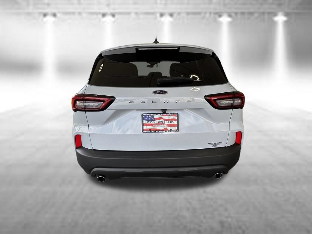 Certified 2026 Ford Escape ST-Line FWD image 5
