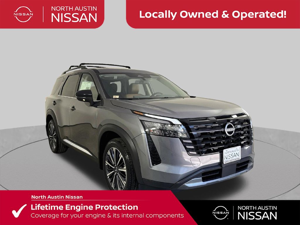 New 2026 Nissan Pathfinder Platinum FWD image 1