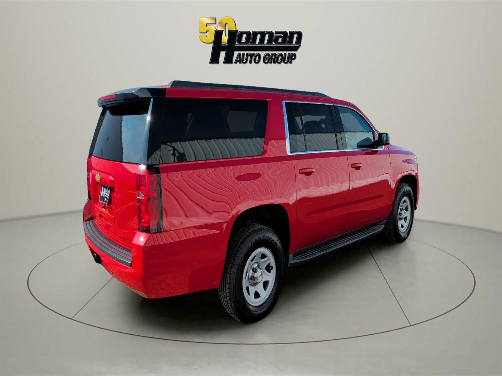 Used 2015 Chevrolet Suburban 4WD image 5