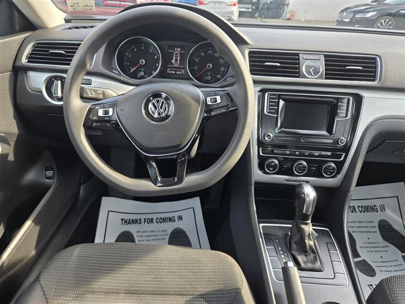 Used 2016 Volkswagen Passat 1.8T S image 18