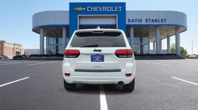 Used 2022 Jeep Grand Cherokee Laredo X RWD image 7