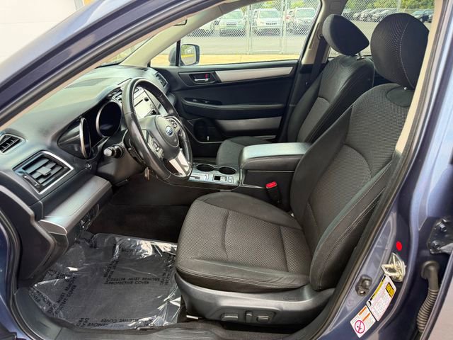 Used 2017 Subaru Outback 2.5i Premium image 6