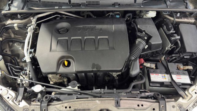 Used 2018 Toyota Corolla LE FWD image 27